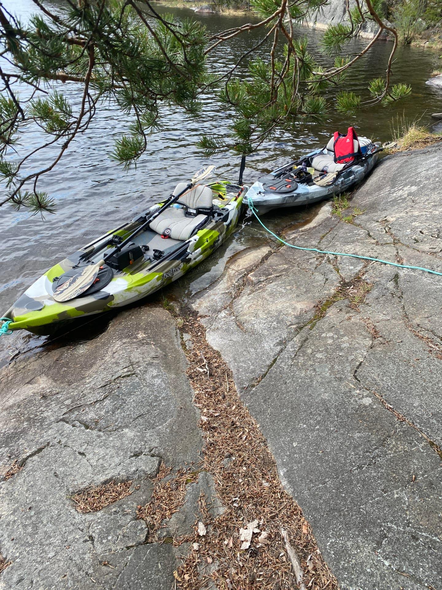 Kayaks in Pitkäsaari island