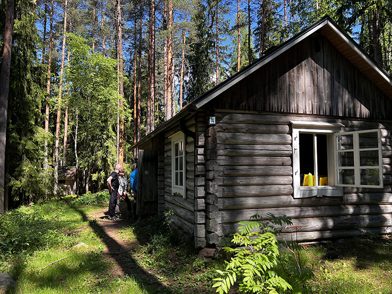 Moronvuori, päivätupa 