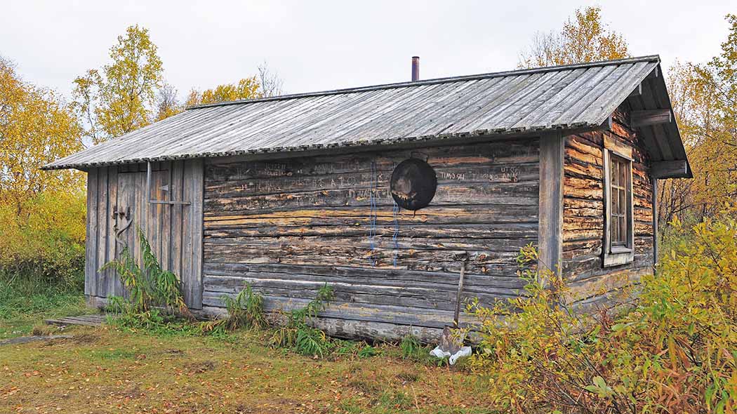 Pöyrisjärven kulkuyhteydet ja kartat 